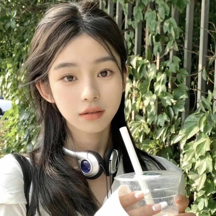 黛丝姑娘